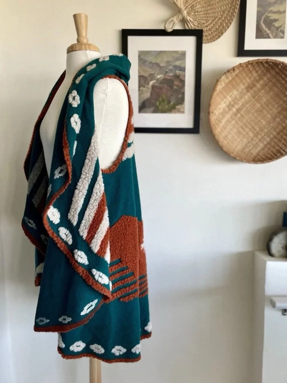 Ryan Michael Western Thunderbird Shawl Vest Poncho Wool Santa Fe Teal One Size - Picture 3 of 7